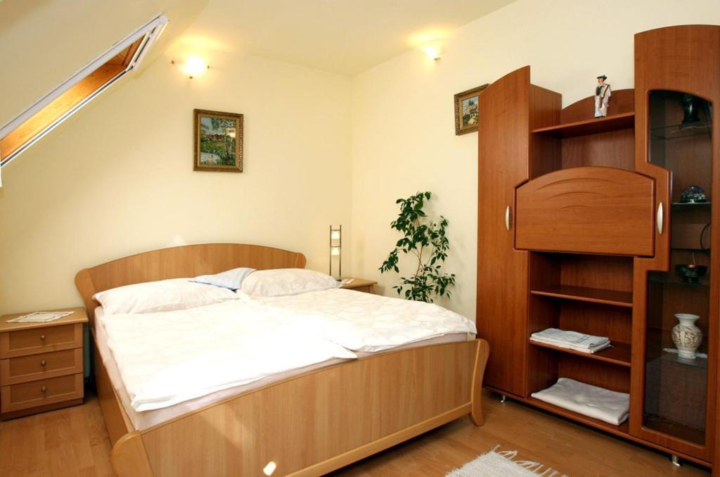 Abbazia Apartman Apartment Eger Room photo